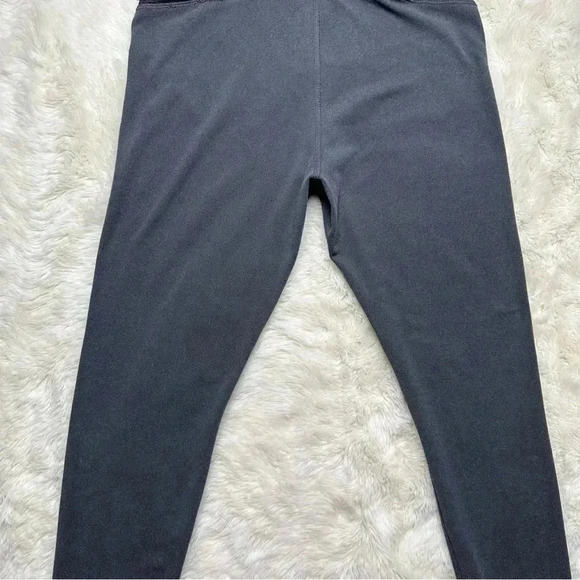 Isabel Maternity by Ingrid & Isabel Leggings Crossover Panel Black/Grey  Sz Med - Picture 10 of 16